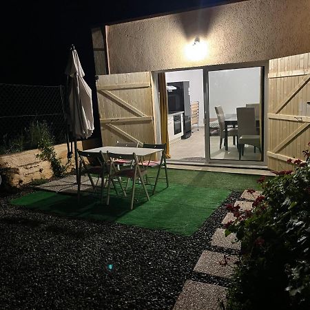 Studio Tout Equipe A La Nuitee Ou Plus,Proche Aeroport Bastia Lucciana  Ngoại thất bức ảnh